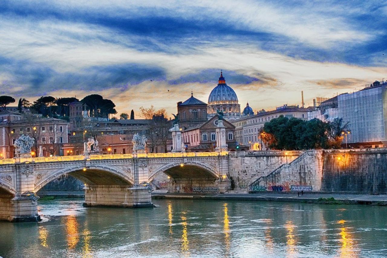 S.Pietro-Trastevere Loft Silenzioso Nel Cuore Di Roma Apartman Kültér fotó